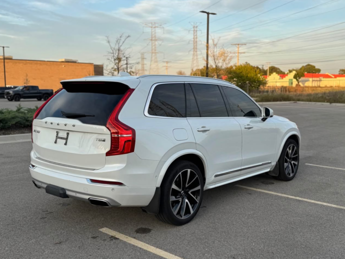 2018 Volvo XC90  T8 Inscription Recharge Plug-In Hybrid Sport Utility 4D