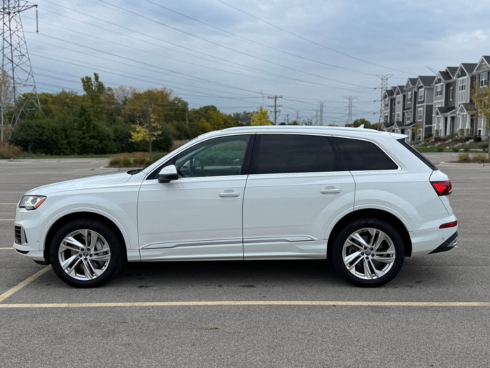 2020 Audi Q7  55 TFSI Premium Plus Sport Utility 4D