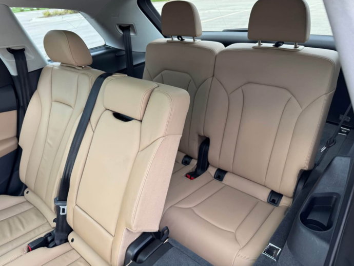 2020 Audi Q7  55 TFSI Premium Plus Sport Utility 4D