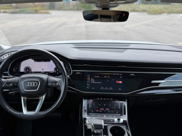 2020 Audi Q7  55 TFSI Premium Plus Sport Utility 4D