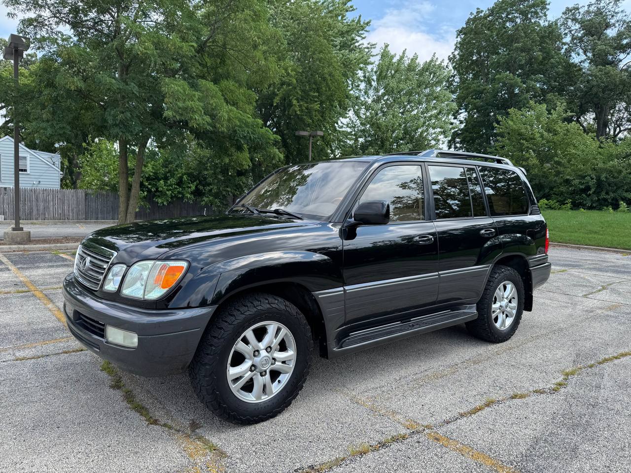 2003 Lexus LX
